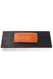 Ventresca di Salmone 100g impiattato Caviar Milan